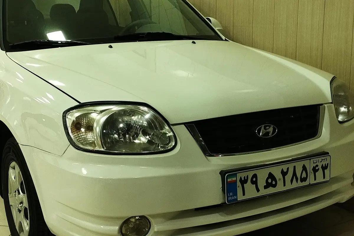 هیوندای،  ورنا