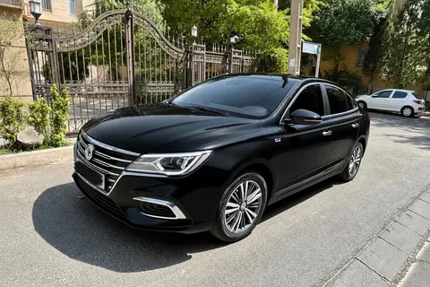 ام جی، 5