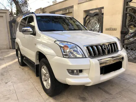 تویوتا پرادو دو در