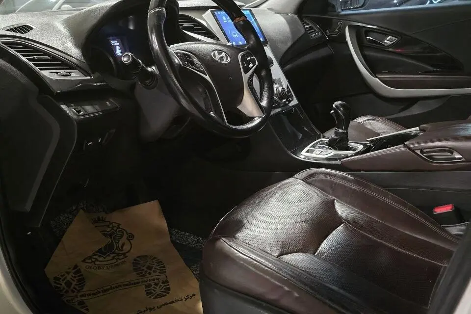هیوندای  آزرا (گرنجور)