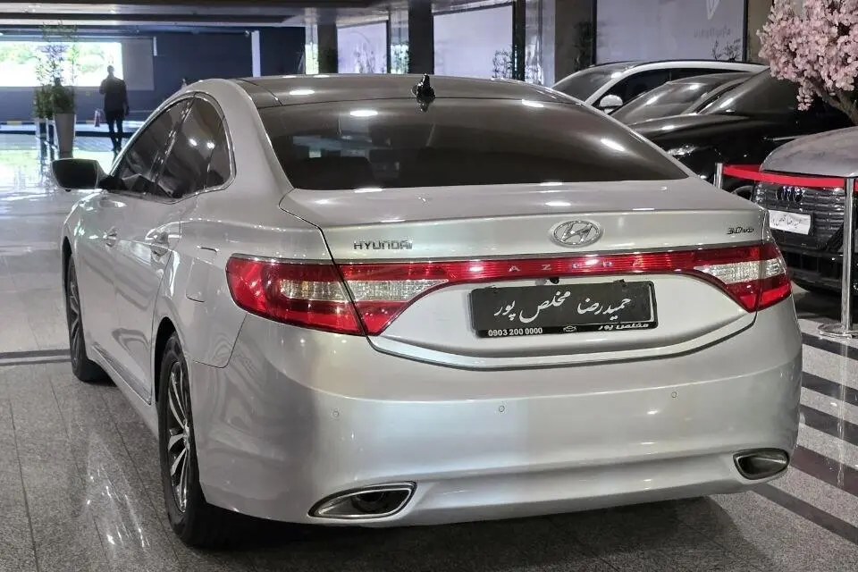 هیوندای  آزرا (گرنجور)