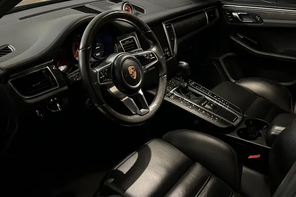 پورشه، ماکان