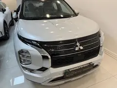 میتسوبیشی، اوتلندر