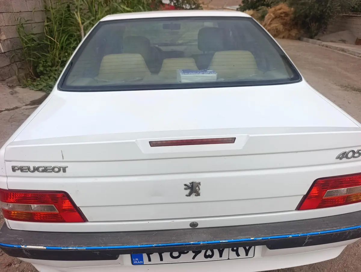 پژو،  405