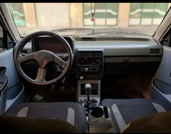 پراید، صندوق دار