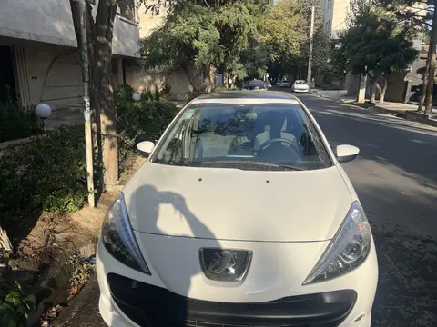 پژو، 207