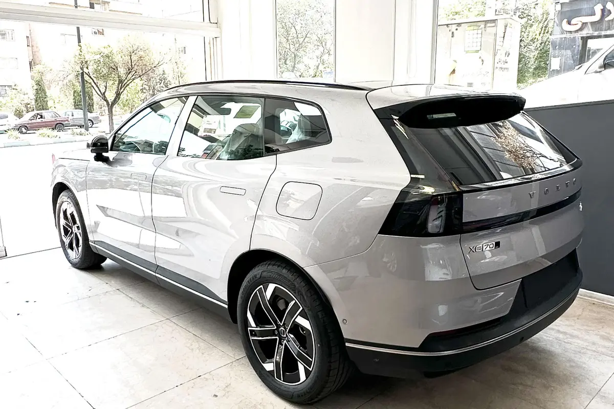 ولوو  XC70