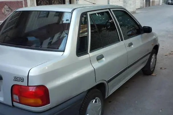 پراید،  صندوق دار