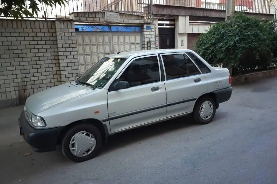 پراید،  صندوق دار