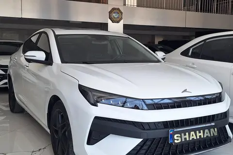 کی ام سی، J7