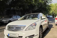نیسان، تی ینا