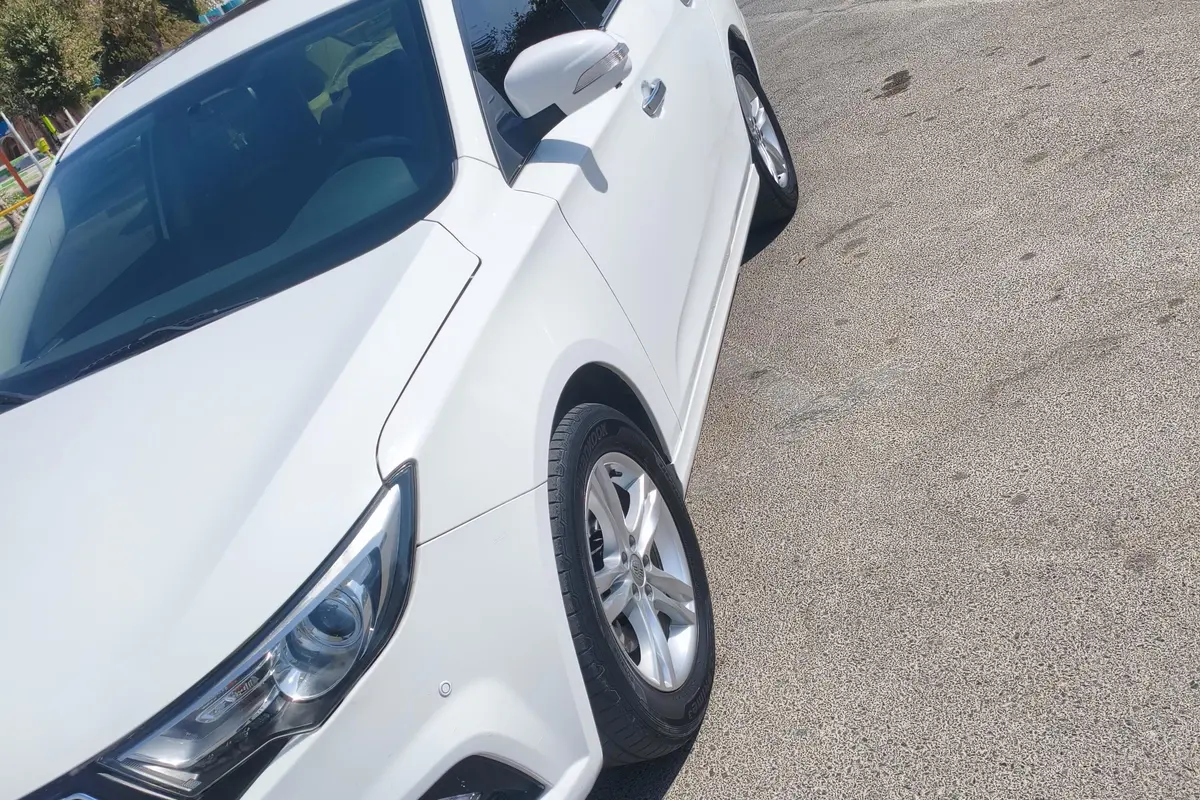 بسترن،  B30