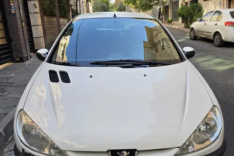 پژو، 206 SD