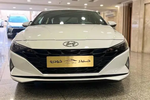 هیوندای، النترا