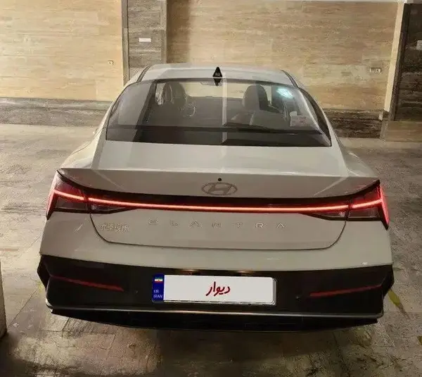 هیوندای  النترا