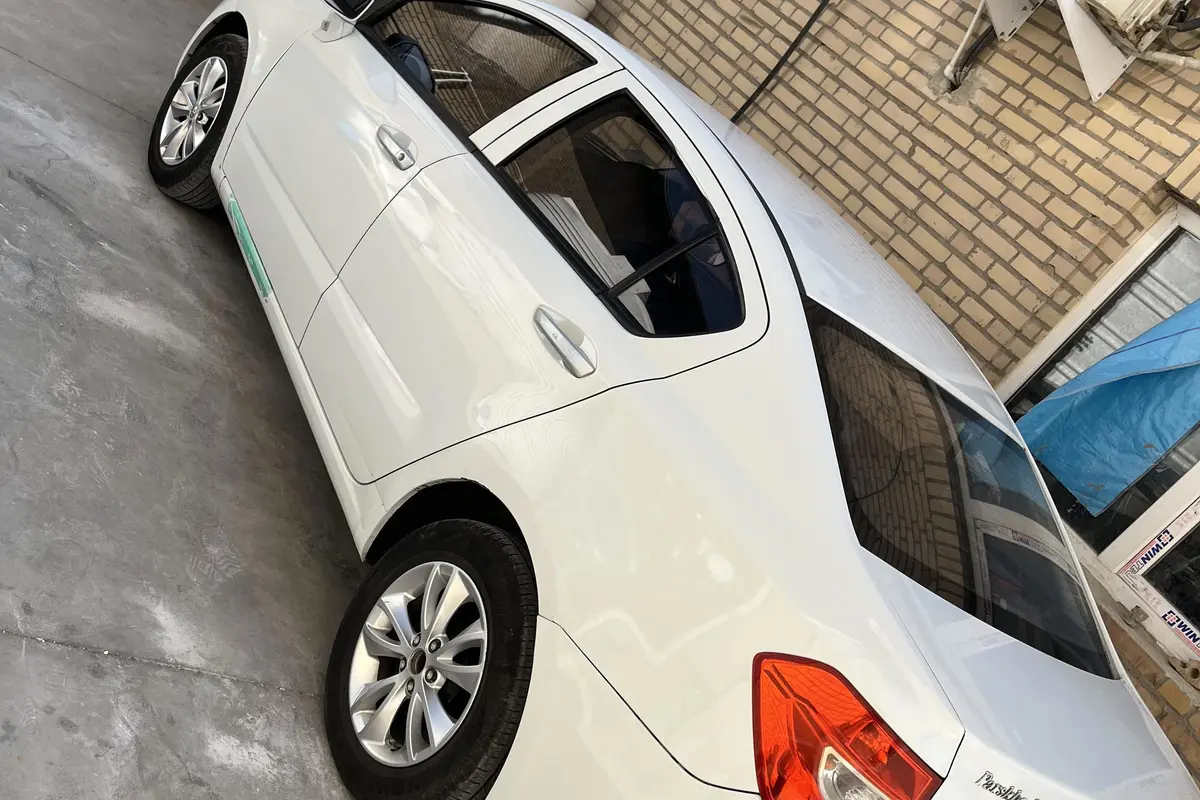 برلیانس،  H230