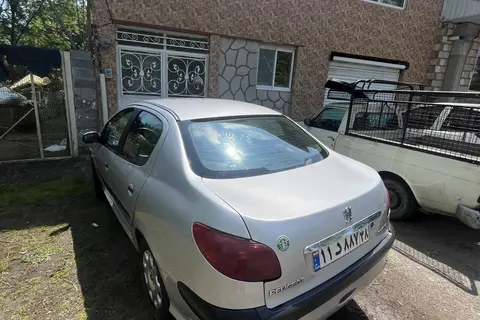 پژو، 206 SD