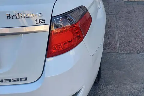 برلیانس، H330