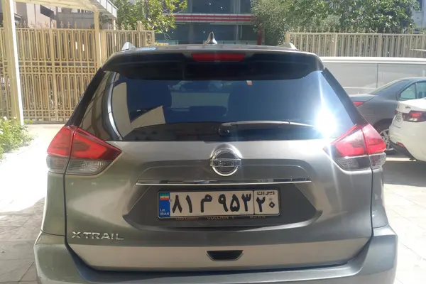 نیسان  ایکس تریل