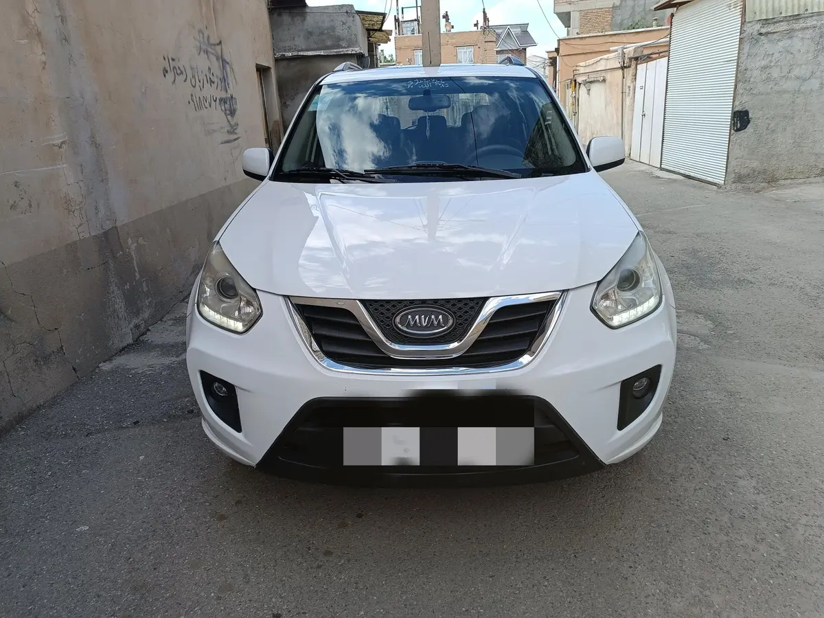 ام وی ام،  X33