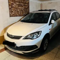 ام وی ام، 315هاچ بک