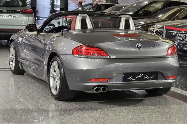 ب ام و  Z4