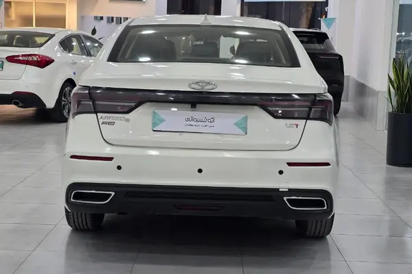 فونیکس، آریزو 6 پرو