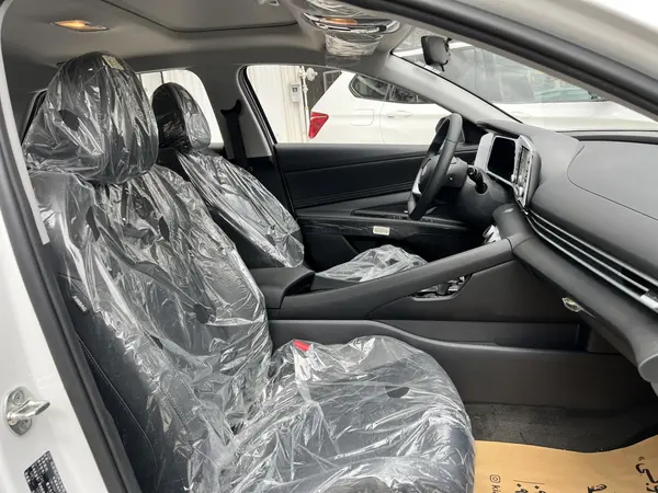 هیوندای، النترا