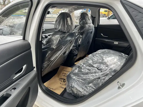 هیوندای، النترا