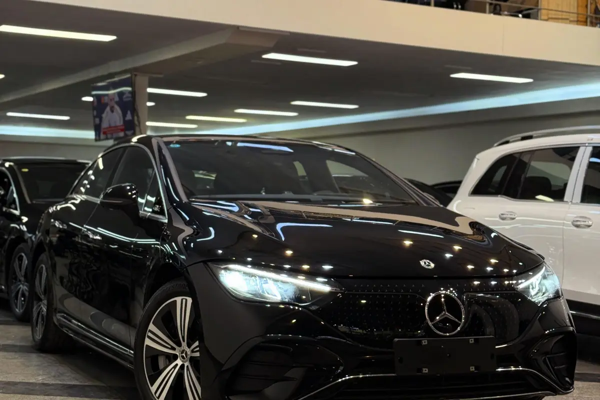 بنز،  EQE Sedan
