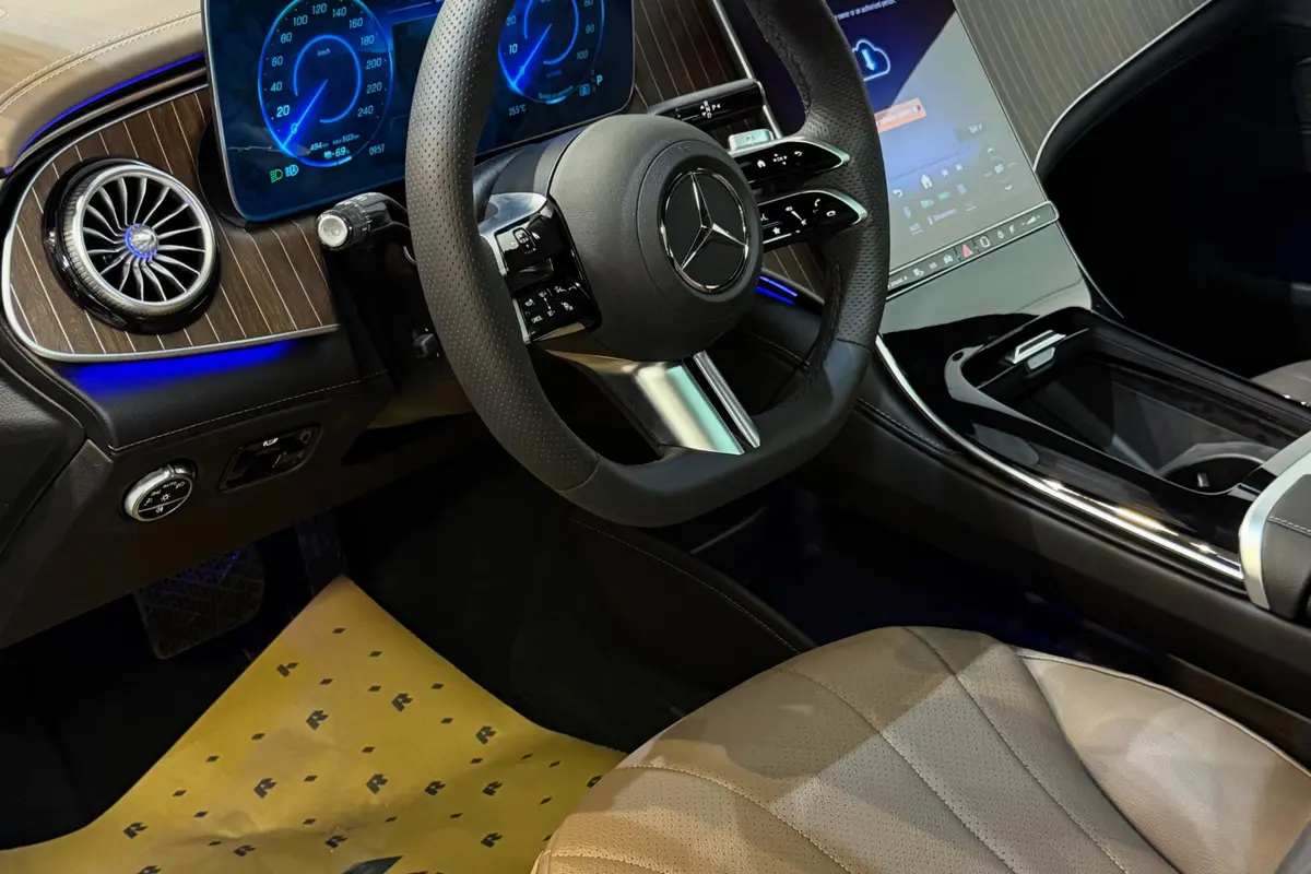 بنز،  EQE Sedan