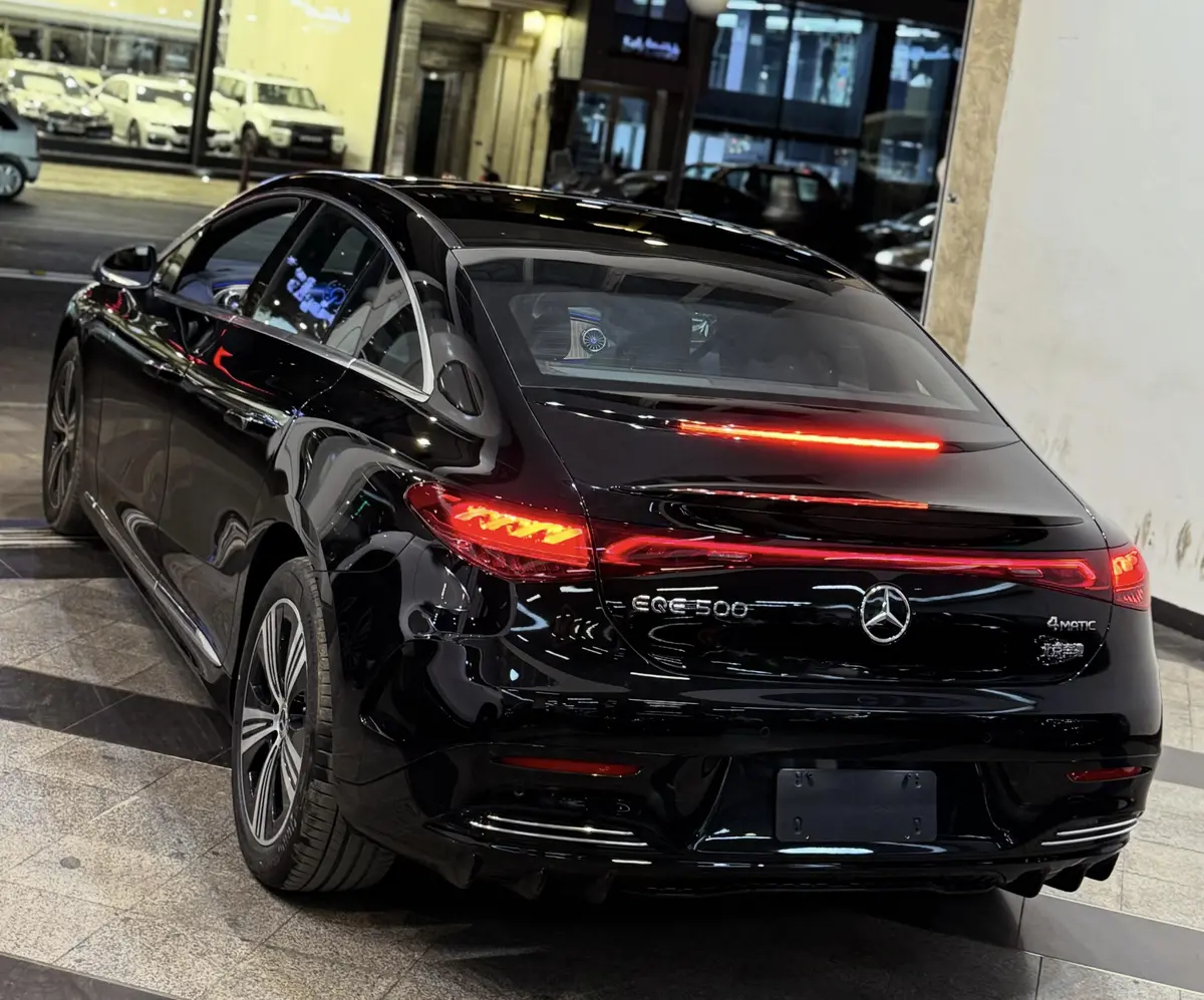 بنز،  EQE Sedan