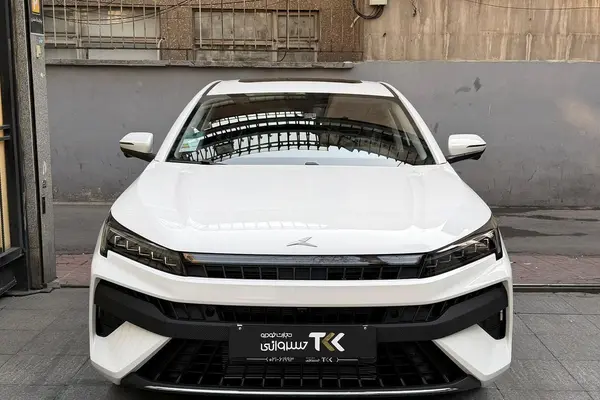 کی ام سی  J7
