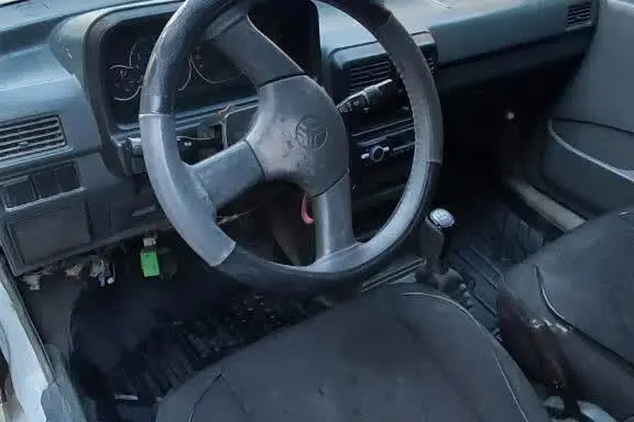 پراید، صندوق دار