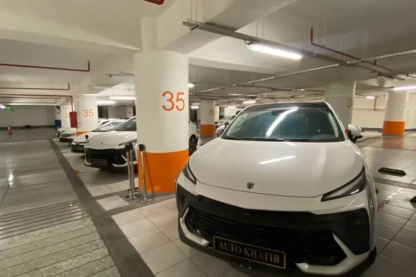 لاماری، ایما HEV