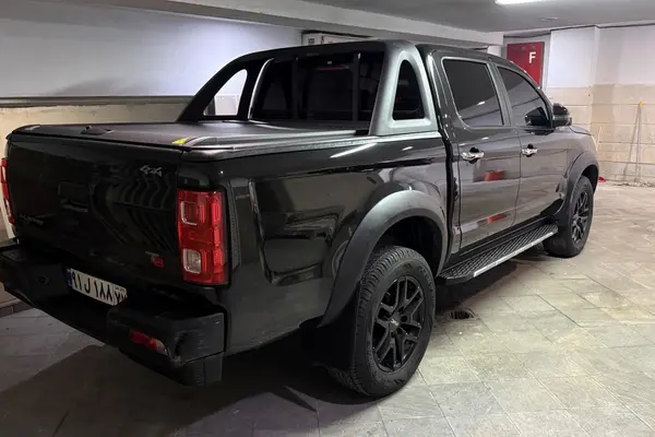 کی ام سی  T8