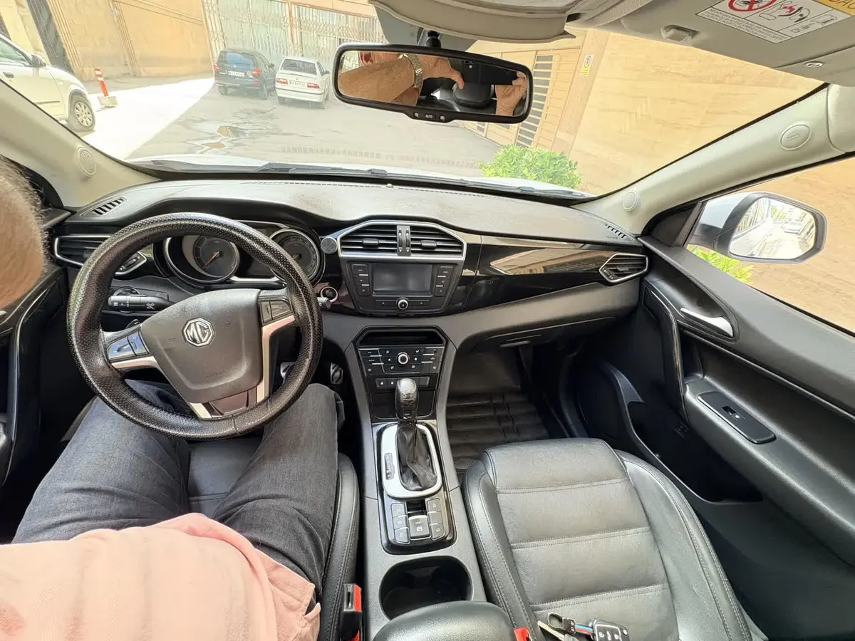 ام جی،  GS