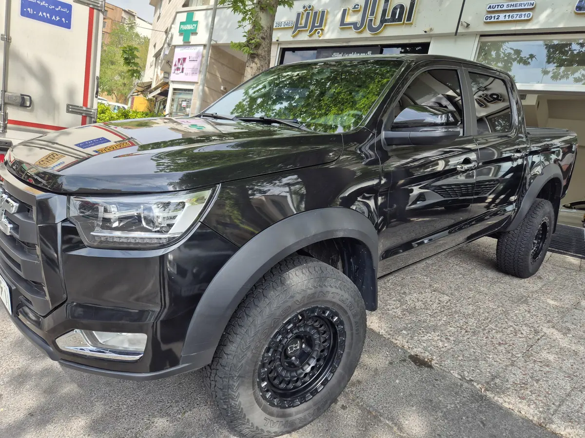 کی ام سی  T8