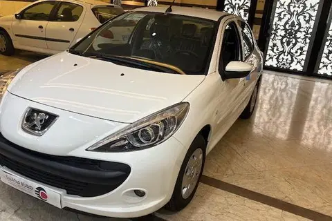 پژو، 207