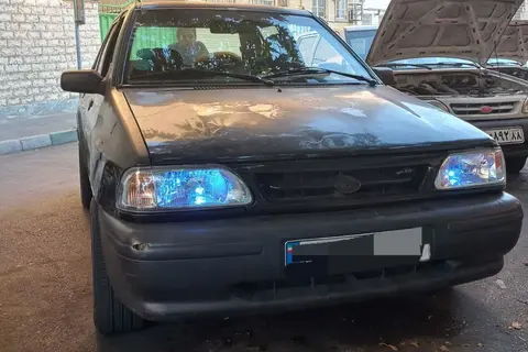 پراید، صندوق دار