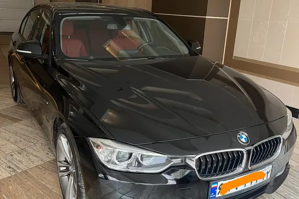 ب ام و، سری 3 سدان