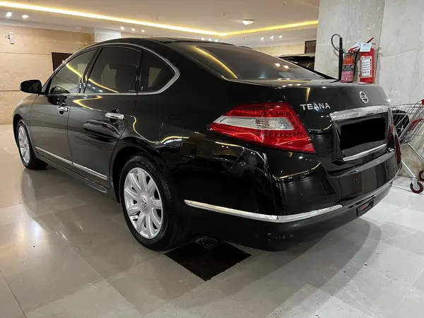 نیسان  تی ینا (مونتاژ)