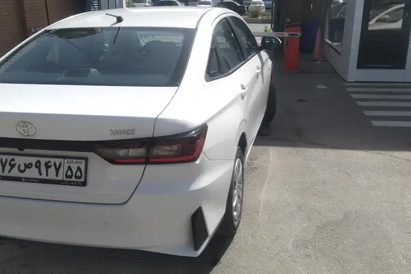 تویوتا، یاریس صندوق دار