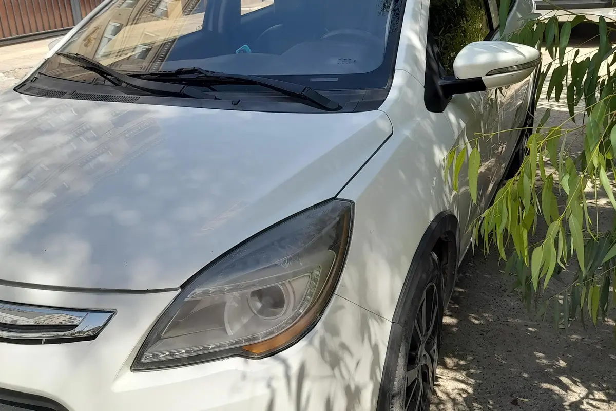 لیفان،  X50