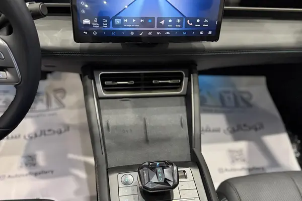 بی وای دی، چین ال DMi