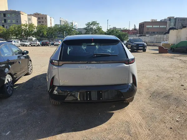 مزدا  EZ60 EREV