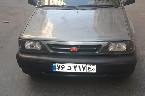 پراید، صندوق دار