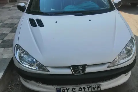 پژو، 206