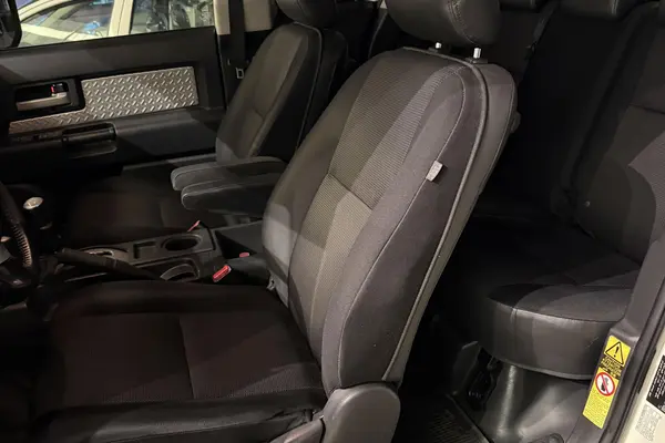 تویوتا، اف جی کروز