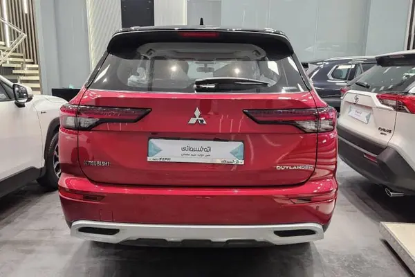 میتسوبیشی، اوتلندر